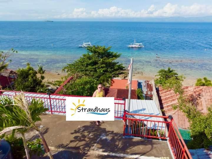 Strandhaus Condotel Moalboal Exteriér fotografie